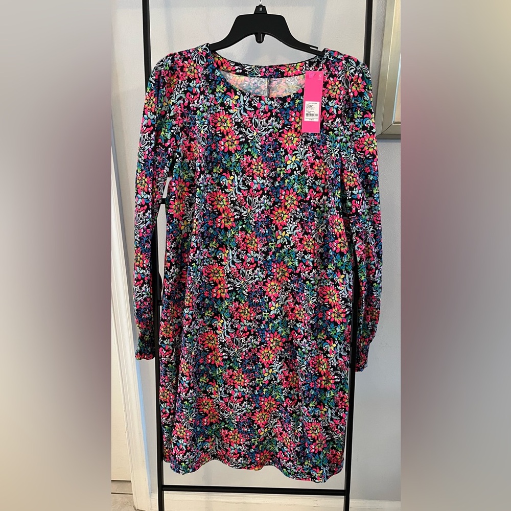 Lilly Pulitzer Diann Long Sleeved Dress in Feeling
Fintastic